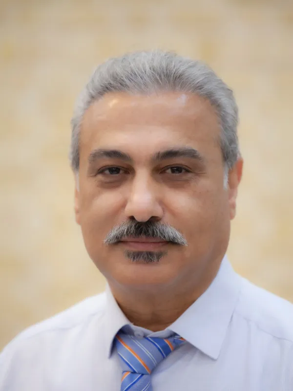 دکتر احمد رستم پور متخصص رادیو لوژی